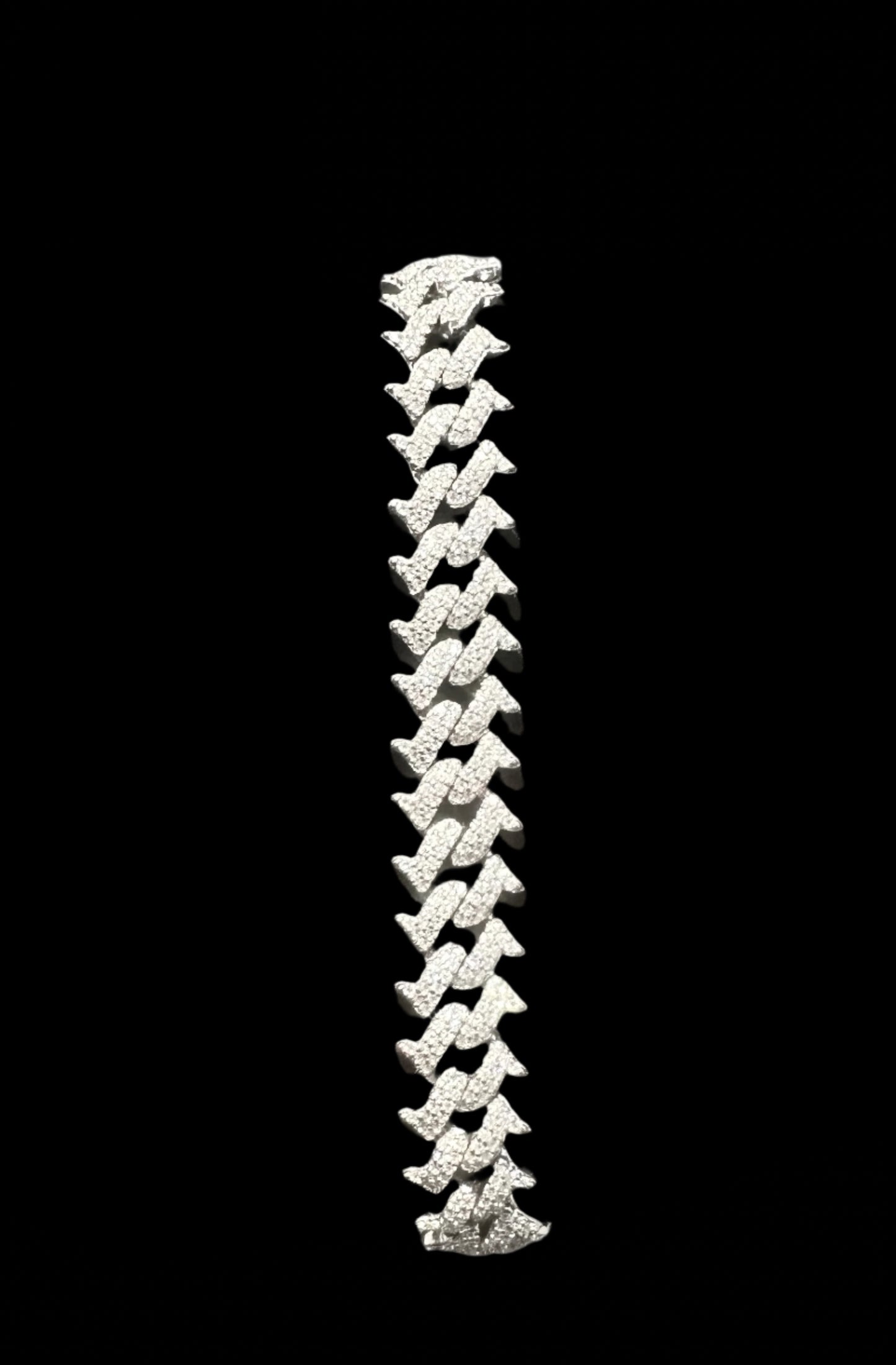12MM VVS Moissanite Iced Out Dogbone Cuban Bracelet (8.5”)
