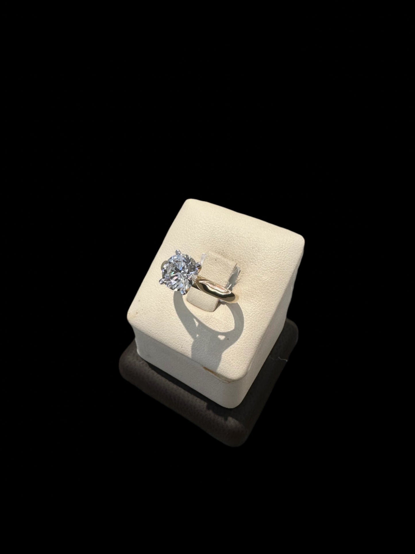 2CTW Round Cathedral Solitare Engagement Ring, Lab Grown Diamond (10K Yellow Gold)